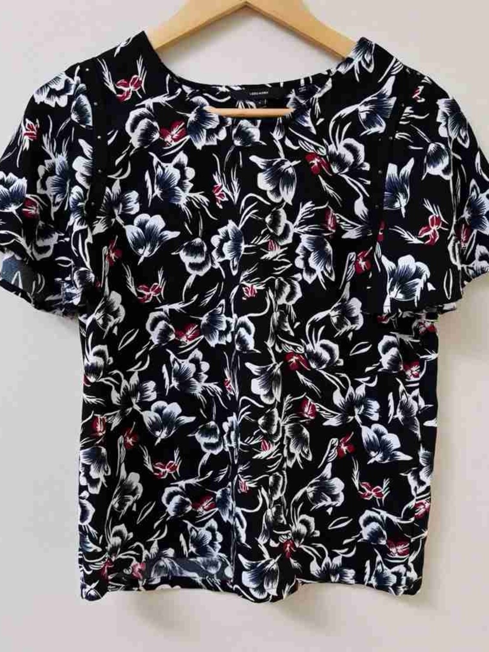 Women's Black Floral Short-Sleeve Top with White & Burgundy Accents